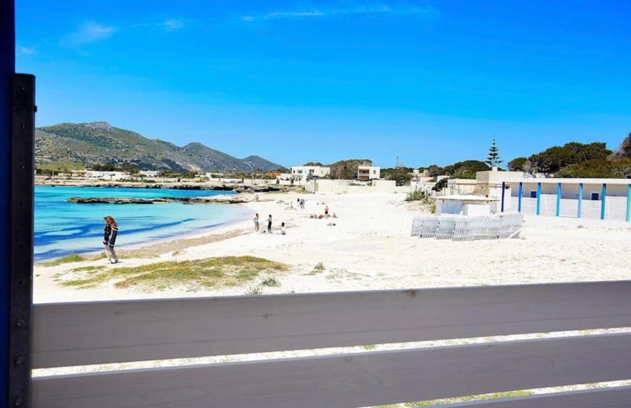 Stabilimento Lido Burrone Bed & Breakfast Favignana Exterior photo