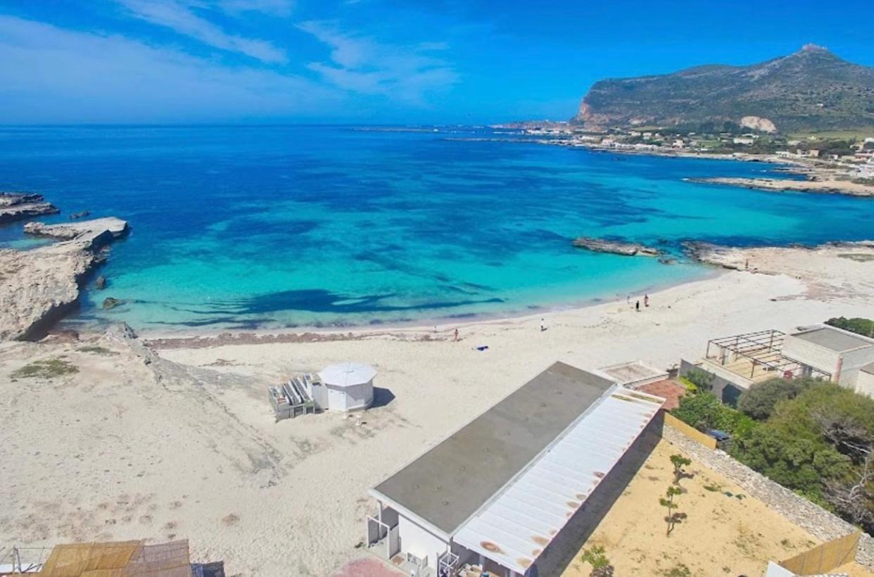 Stabilimento Lido Burrone Bed & Breakfast Favignana Exterior photo