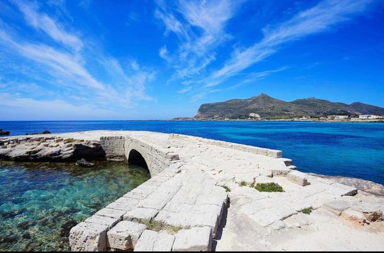 Stabilimento Lido Burrone Bed & Breakfast Favignana Exterior photo